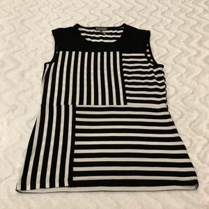 Vince Camuto Black/White Striped Shirt Size XS